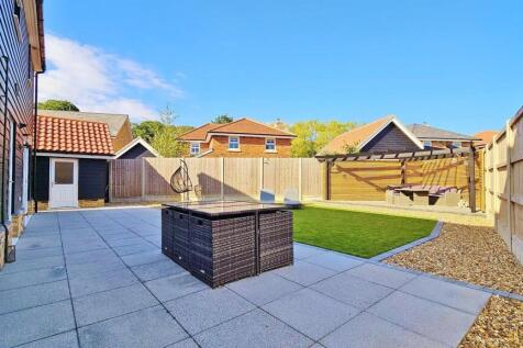 Outside - Rear