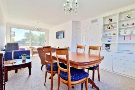 Lounge/Diner