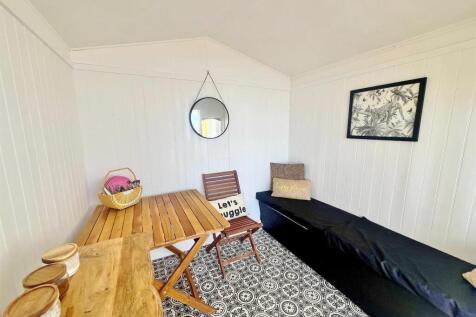 Beach Hut