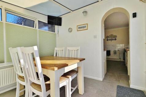 Conservatory/Dining Room