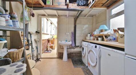 Garage/Utility