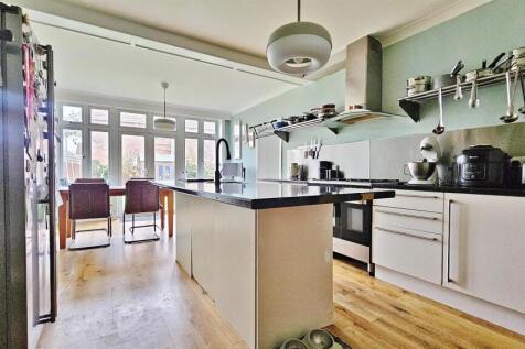 Alternate Kitchen/Diner View