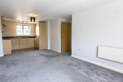 Living Room/Kitchen