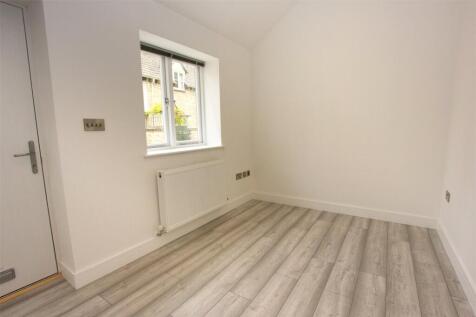 Living/Dining Area