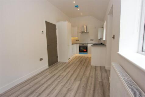 Living/Dining Area