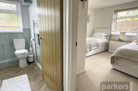 Bedroom/Ensuite