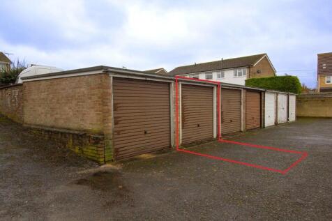 Garage In Block