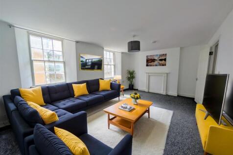 Flat 2 Living Room