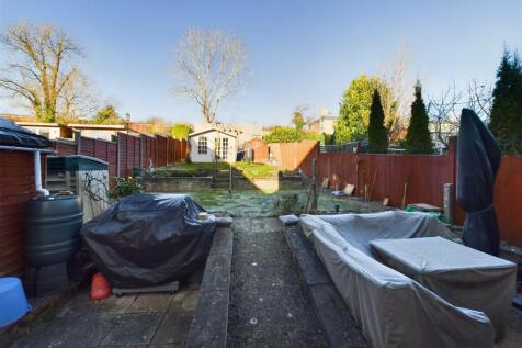 CAM02885G0-PR0271-STILL014.jpg