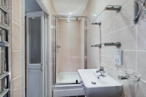 CAM02885G0-PR0288-STILL005.jpg