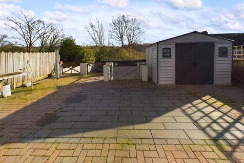 CAM02885G0-PR0299-STILL016.jpg