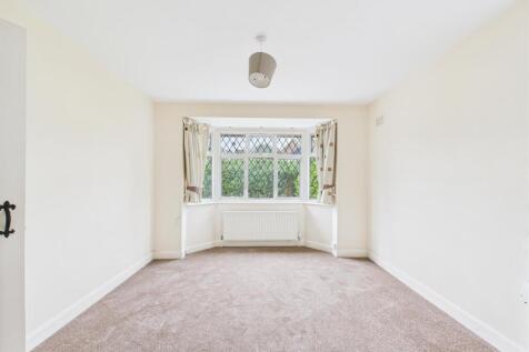 CAM02885G0-PR0438-STILL012.jpg