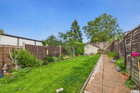 CAM02885G0-PR0473-STILL005.jpg