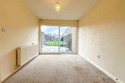 37 Frobisher Close