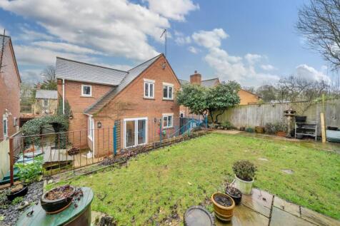 2 Partridge Close
