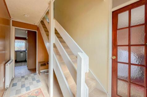 6 Hawke Road