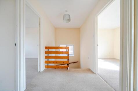 26 Merton Road