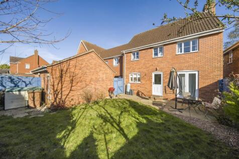27 Dewar Drive