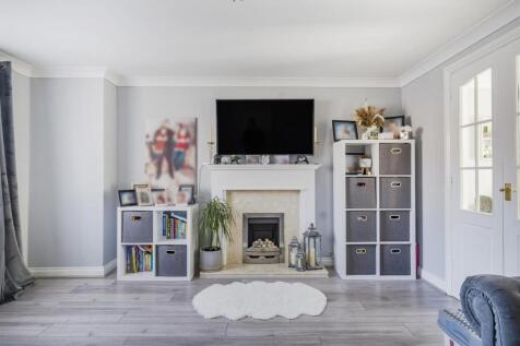 27 Dewar Drive