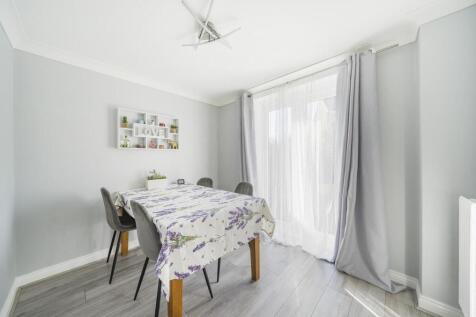 27 Dewar Drive