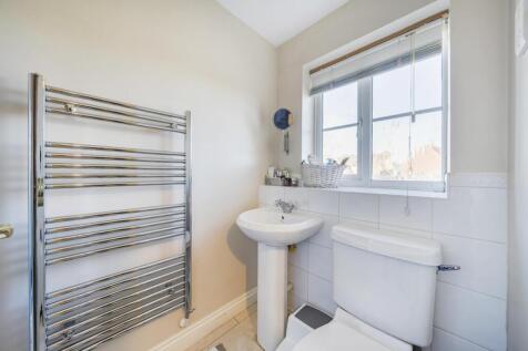 27 Dewar Drive