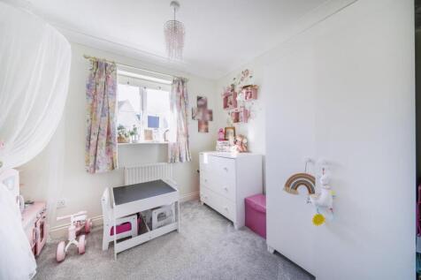 27 Dewar Drive