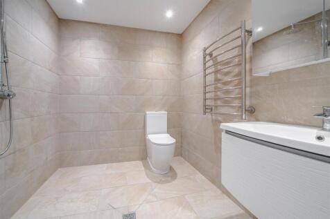 12 Bricketts lane. Flore