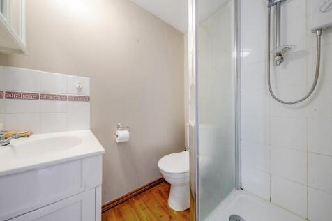 24 Collingwood Way