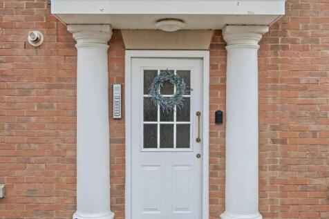 16 Fusilier Way