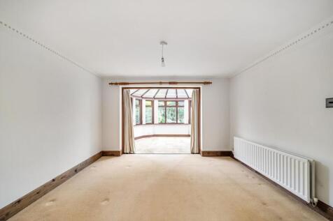 27 Spring Lane, Flore