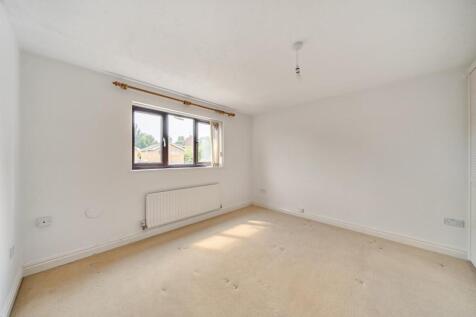 27 Spring Lane, Flore