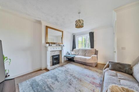 57 Edgehill Drive