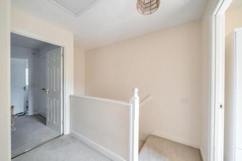 57 Edgehill Drive