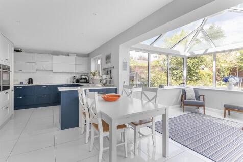 Heligan, 54 Bradbury Road
