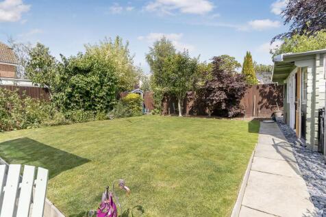 Heligan, 54 Bradbury Road