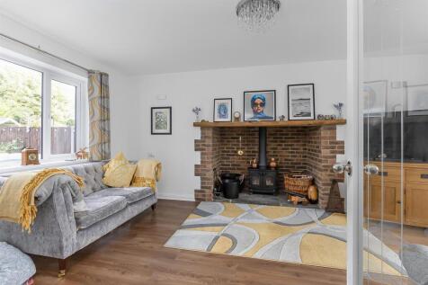 Heligan, 54 Bradbury Road