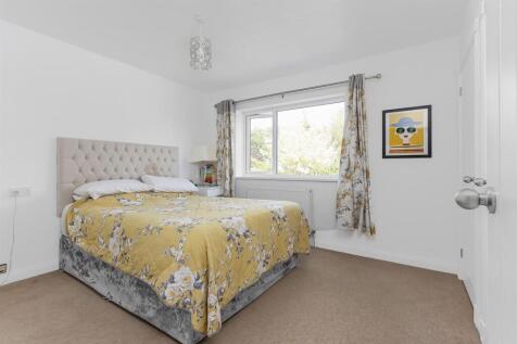Heligan, 54 Bradbury Road