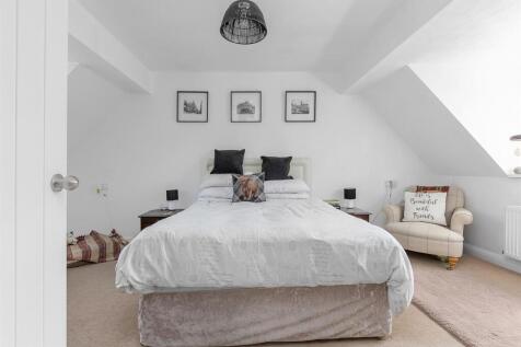 Heligan, 54 Bradbury Road