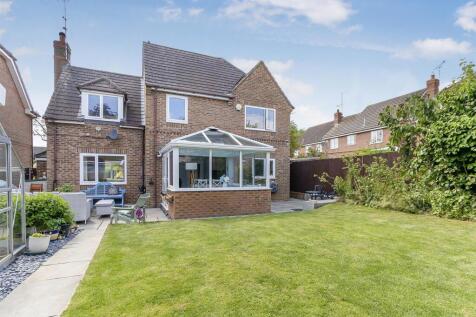 Heligan, 54 Bradbury Road