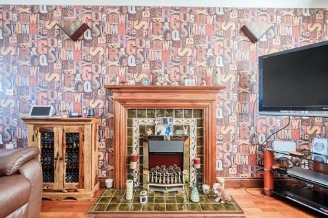 17 Burns Road