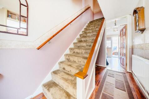 17 Burns Road