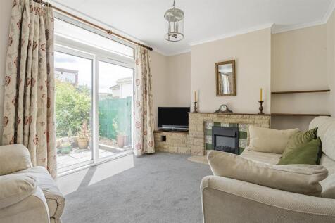 4 Manor Road
