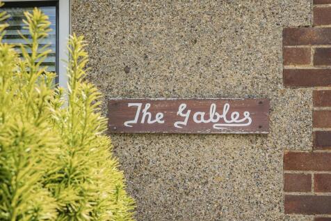The Gables, Badby Road West