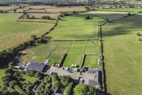 Home Farm Stables, Manor Lane