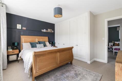 19 St Marys Way