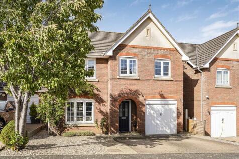 19 St Marys Way