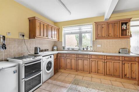 31 Croft Way