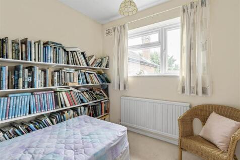 31 Croft Way