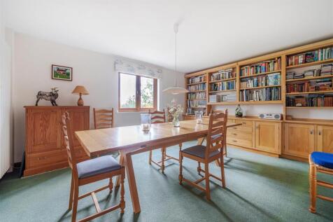 3 The Green, Church Stowe