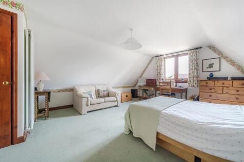 3 The Green, Church Stowe